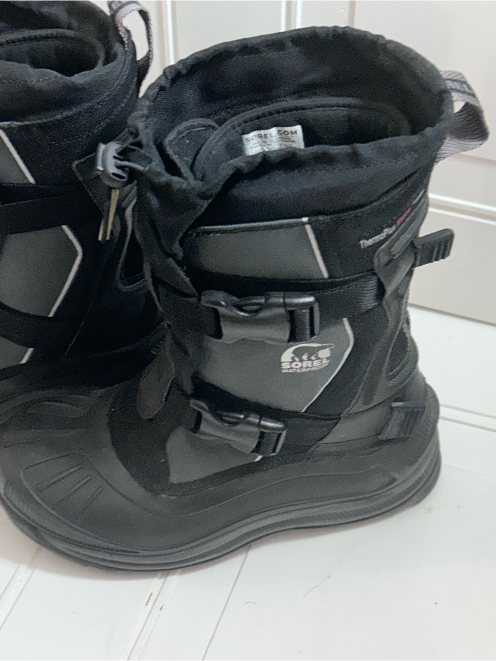 Sorel M’en Black and Gray Winter Snow Boots size 8
